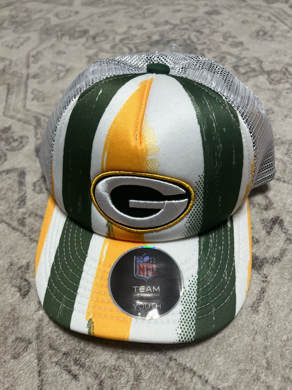 NFL Team Apparel Youth Green Bay Packers High Step Green Adjustable Trucker Hat